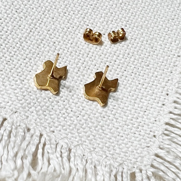 TEXAS Gold Tone Western Lone Star Cowgirl Stud Post Earrings - Picture 3 of 3